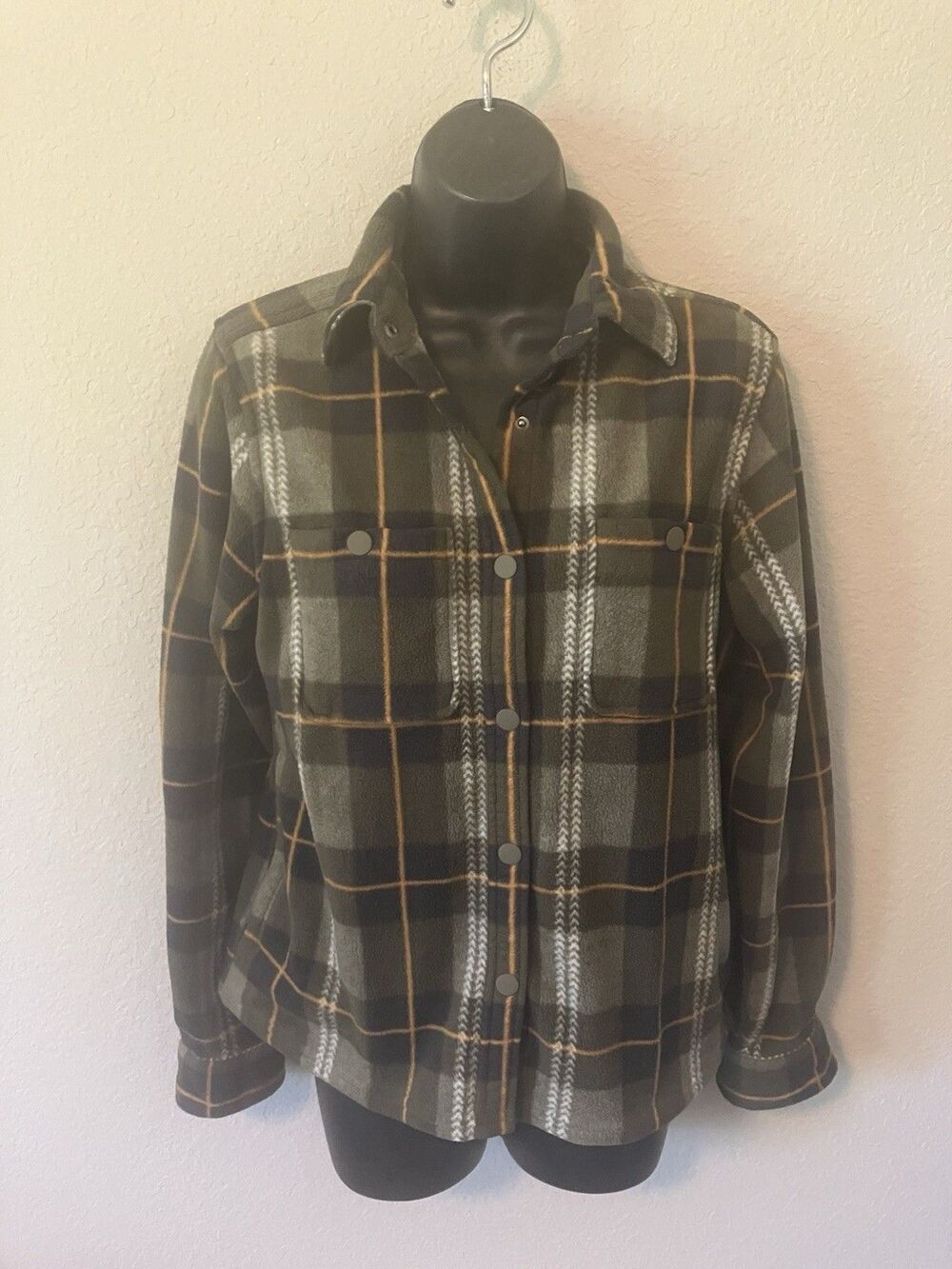 Magellan Outdoor Womens Campfire Flannel Shirt Jacket Shacket Green Plaid XS
